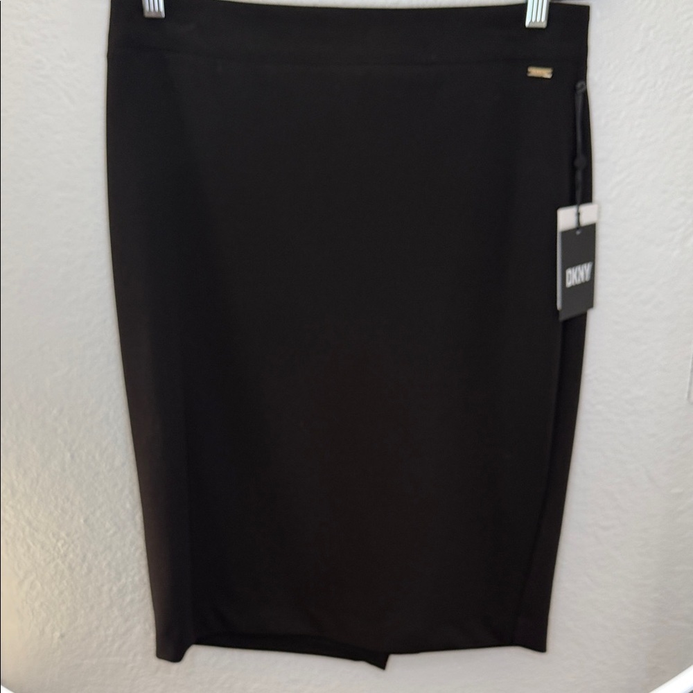 DKNY Classic Black Pencil Skirt